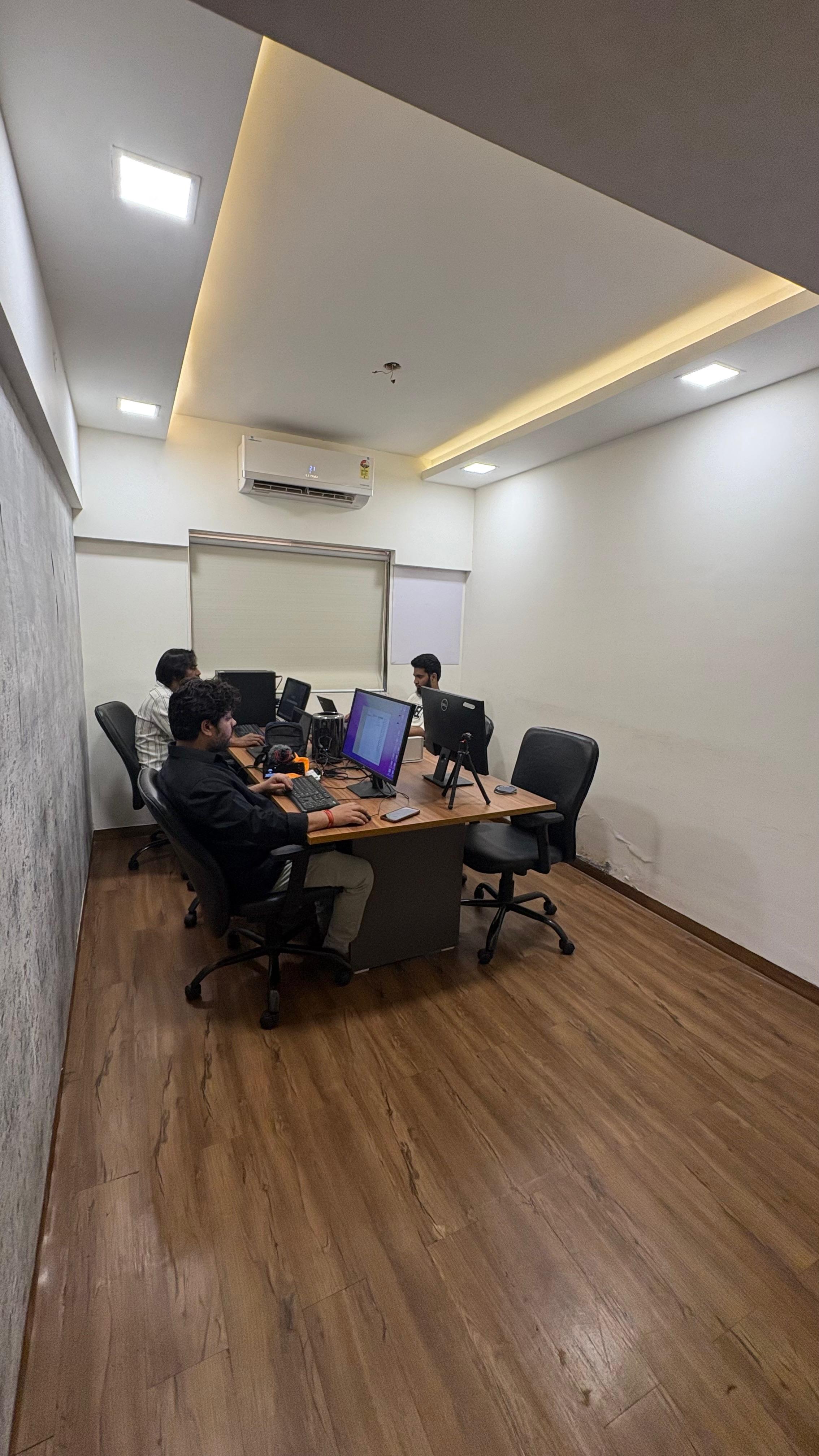 WhatsApp Image 2025-05-09 at 15.42.13_68eb511a.jpg